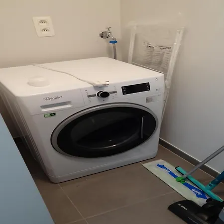In Belgium Near Golf & Port, Cleaning Included Ньивпорт